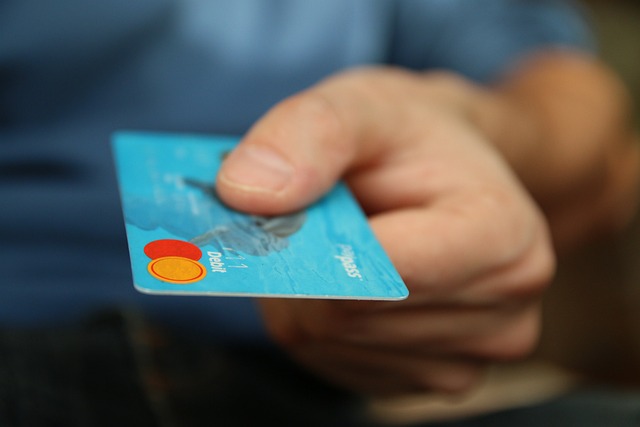 Karty kredytowe: Jak wybrać najlepszą kartę dla siebie